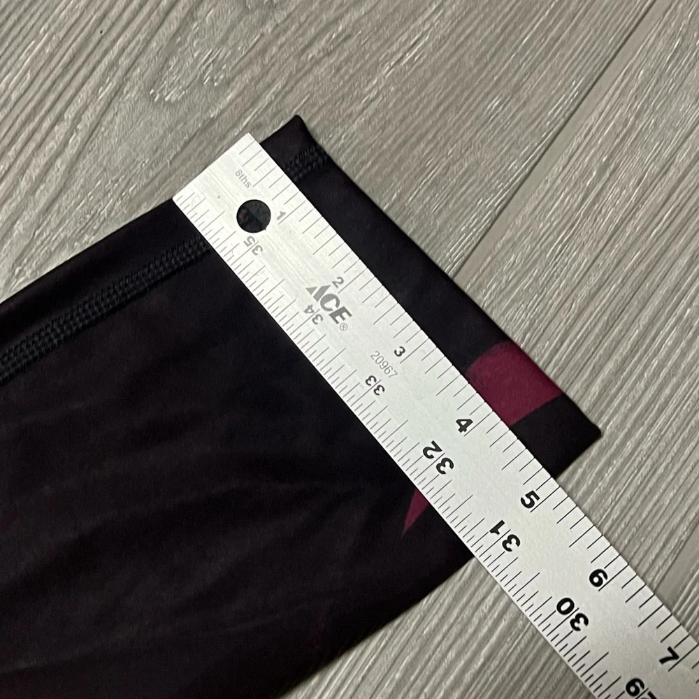 Lululemon 23” Crop Leggings Size 4 Back Spin Stroke Dashing Purple Black / Black - Picture 8 of 8